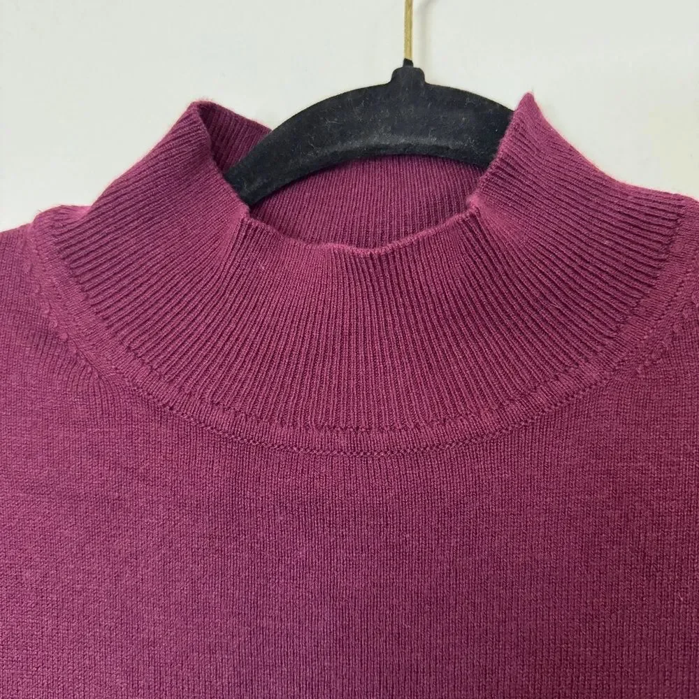 Ann Taylor Women's Small Geo Back Mixed Media Sweater plum burgundy color
